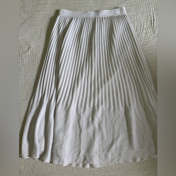 J. Crew Dresses & Skirts - J. Crew White Midi A-Line Skirt